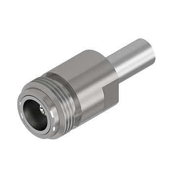 Conector coaxial C005 N Fêmea metálico prateado com estrutura cilíndrica e ranhuras na parte superior, destacando o acabamento brilhante e polido.