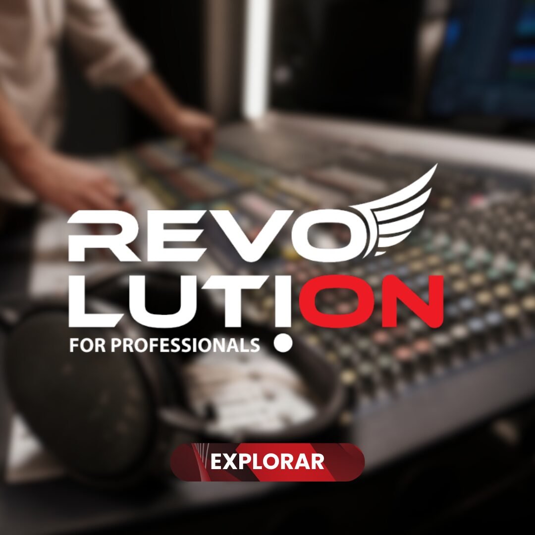 Pessoa ajusta mesa de som em estúdio; fone em primeiro plano e logo Revolution com slogan For Professionals e botão EXPLORAR.
